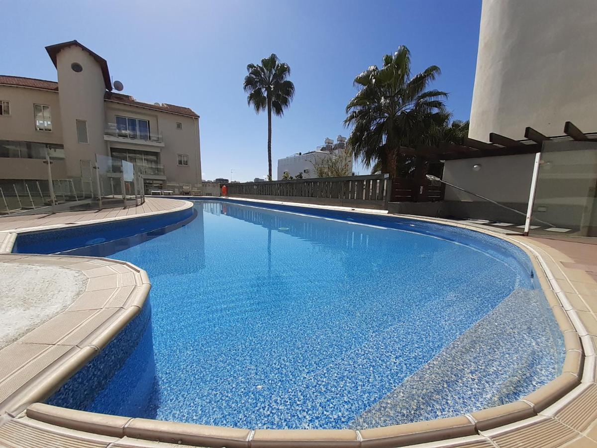 City Flats 2 Bedroom Apartment Larnaca Exterior foto