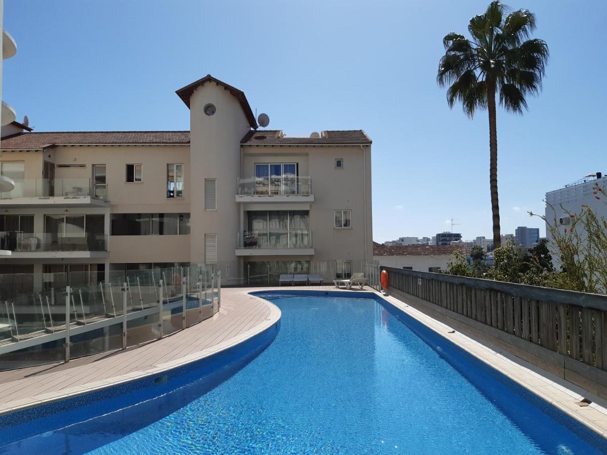City Flats 2 Bedroom Apartment Larnaca Exterior foto